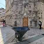 Center Perfect Spot